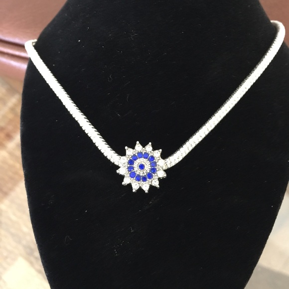 🔥🎁Necklace with pendant by Miriam’s Designs🔥🌺 - Picture 3 of 6